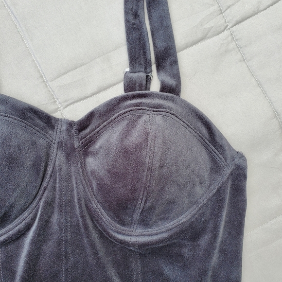 No Boundaries Velour Crop Top L - Picture 3 of 7